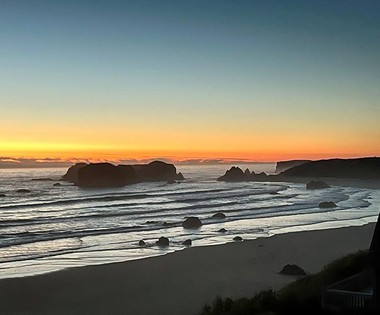 Ocean sunset on Oregon beach