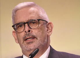 Dennis Theobald speaks at the 2023 ARA