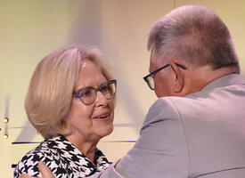 Jacquie Skytt accepts her award