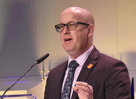 Jason Schilling speaks at the 2023 ARA