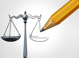 Pencil that points to a scale but is also drawing the scale.