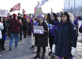 Rally for educational support workers at Alberta Legislature 